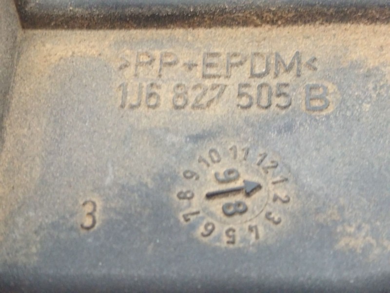 Recambio de cerradura capot para volkswagen golf iv berlina (1j1) 1.8 referencia OEM IAM 1J6827505B  