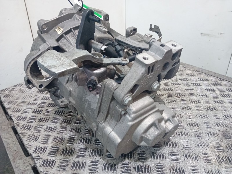 Recambio de caja cambios para volkswagen scirocco (137) 1.4 tsi (118kw) referencia OEM IAM KWB  