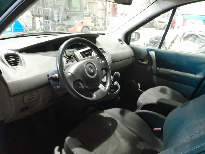 renault scenic ii del año 2008