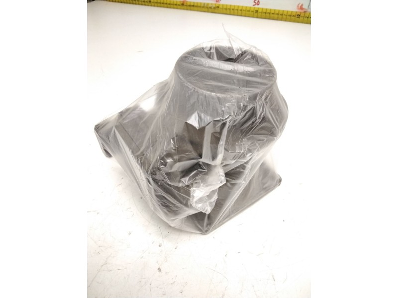 Recambio de caudalimetro para nissan serena (c23m) 2.0 cat referencia OEM IAM 2268053J00 HITACHI AFH5006