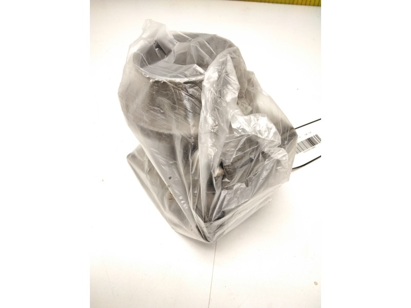 Recambio de caudalimetro para nissan serena (c23m) 2.0 cat referencia OEM IAM 2268053J00 HITACHI AFH5006