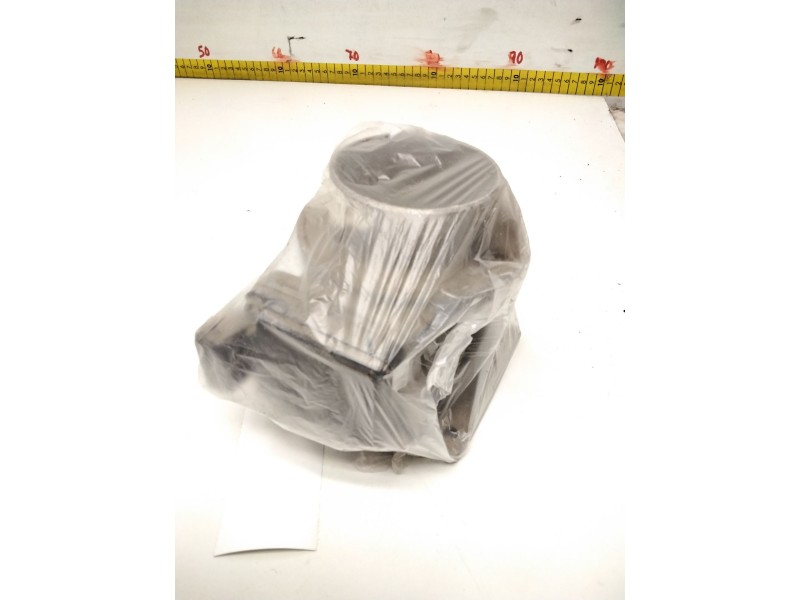 Recambio de caudalimetro para nissan serena (c23m) 2.0 cat referencia OEM IAM 2268053J00 HITACHI AFH5006