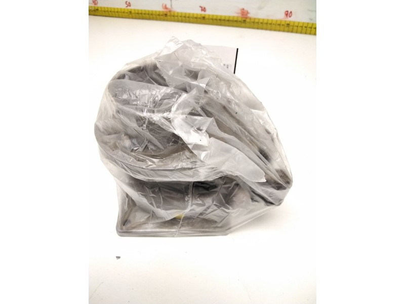 Recambio de caudalimetro para nissan serena (c23m) 2.0 cat referencia OEM IAM 2268053J00 HITACHI AFH5006