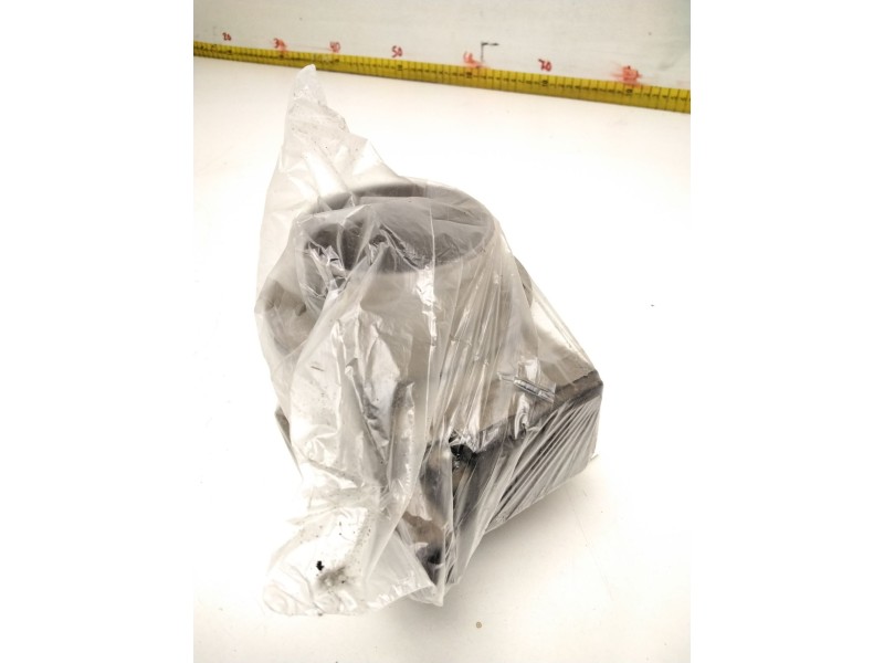 Recambio de caudalimetro para nissan serena (c23m) 2.0 cat referencia OEM IAM 2268053J00 HITACHI AFH5006