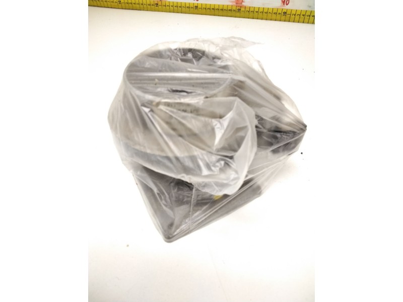 Recambio de caudalimetro para nissan serena (c23m) 2.0 cat referencia OEM IAM 2268053J00 HITACHI AFH5006