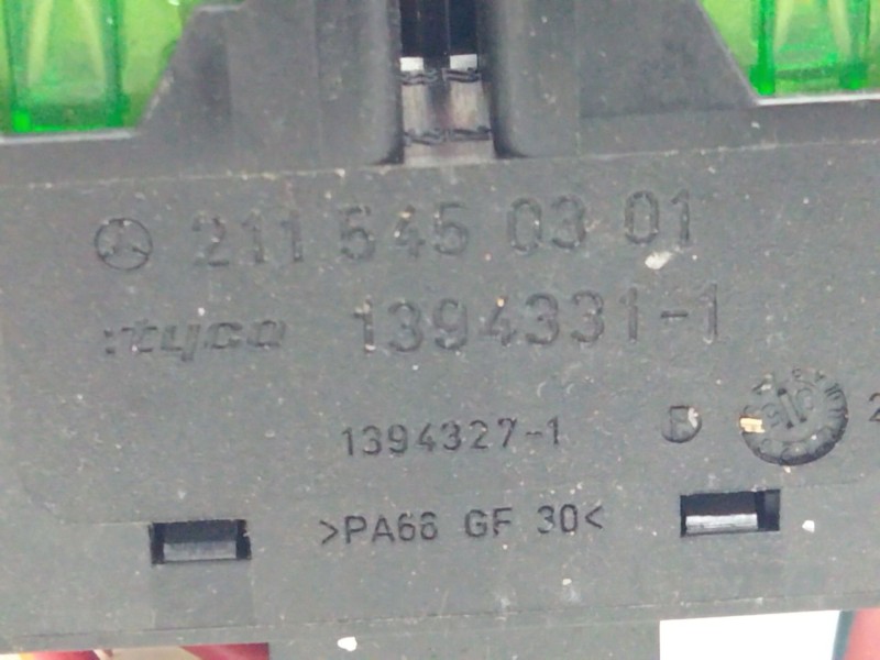 Recambio de caja fusibles para mercedes clase e (w211) berlina e 320 cdi (211.022) referencia OEM IAM 2115450301  