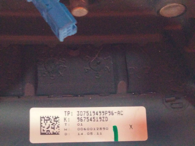 Recambio de volante para citroen c4 berlina exclusive referencia OEM IAM 96754619ZD  