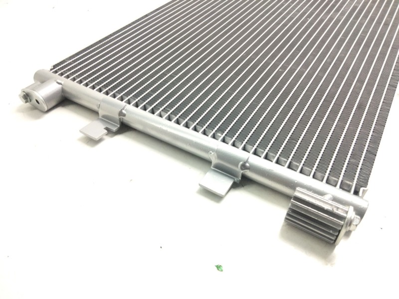 Recambio de condensador / radiador aire acondicionado para nissan nv400 pritsche referencia OEM IAM   