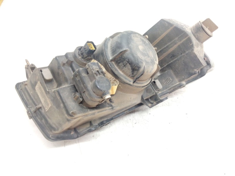 Recambio de faro izquierdo para land rover freelander (ln) 2.0 turbodiesel referencia OEM IAM 88205617  