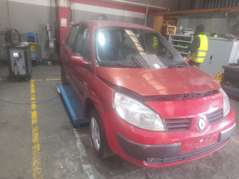 renault scenic ii del año 2004