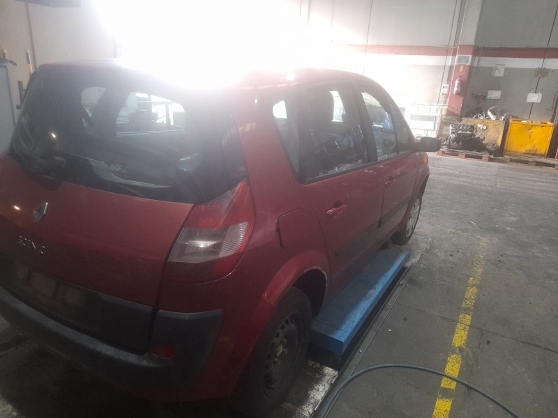 renault scenic ii del año 2004