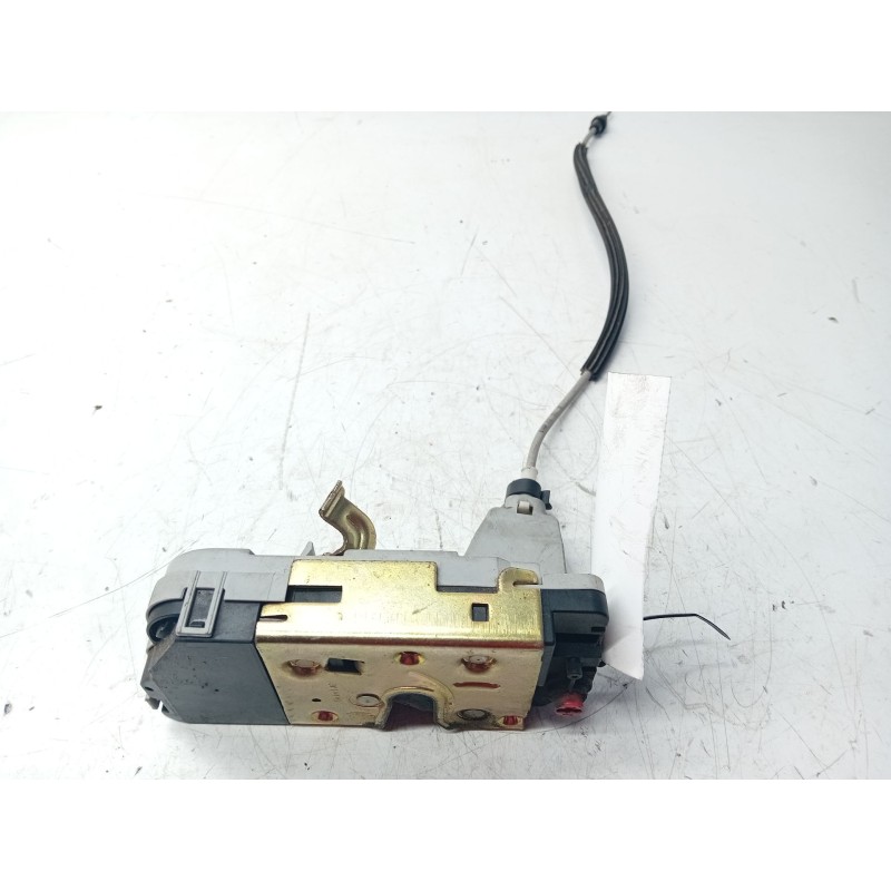 Recambio de cerradura puerta trasera derecha para peugeot 307 break / sw (s1) 1.6 hdi referencia OEM IAM   