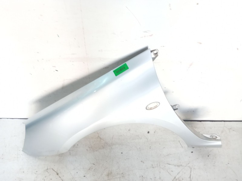 Recambio de aleta delantera izquierda para peugeot 307 break / sw (s1) 1.6 hdi referencia OEM IAM   