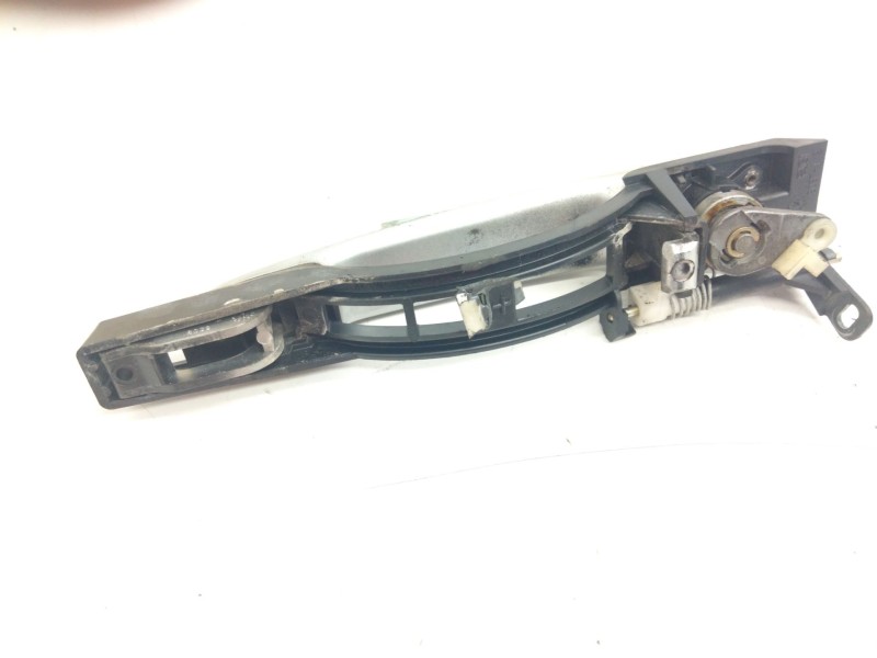 Recambio de maneta exterior delantera izquierda para peugeot 307 break / sw (s1) 1.6 hdi referencia OEM IAM   