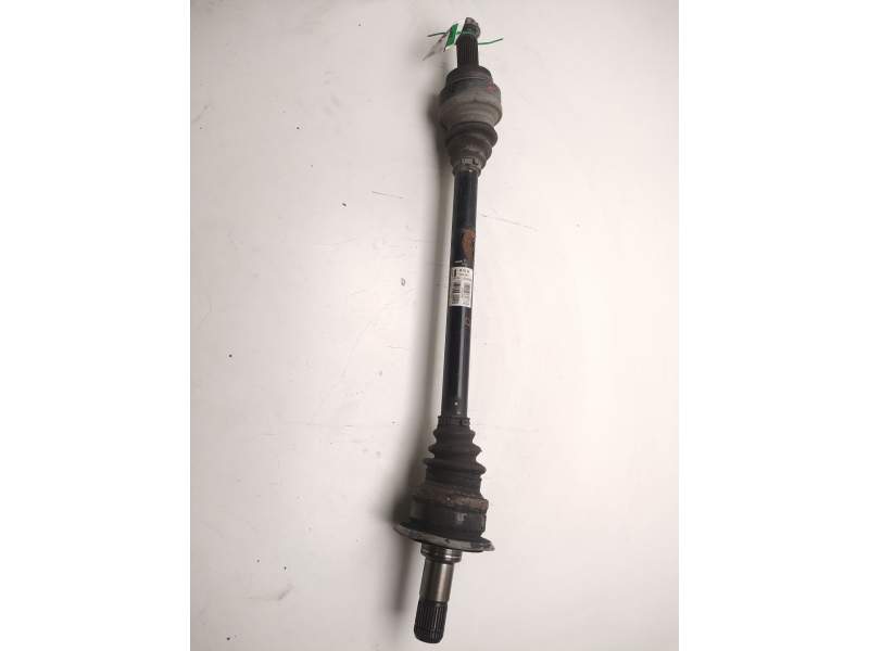 Recambio de transmision trasera derecha para bmw x5 (e70) 3.0 turbodiesel cat referencia OEM IAM 105381  