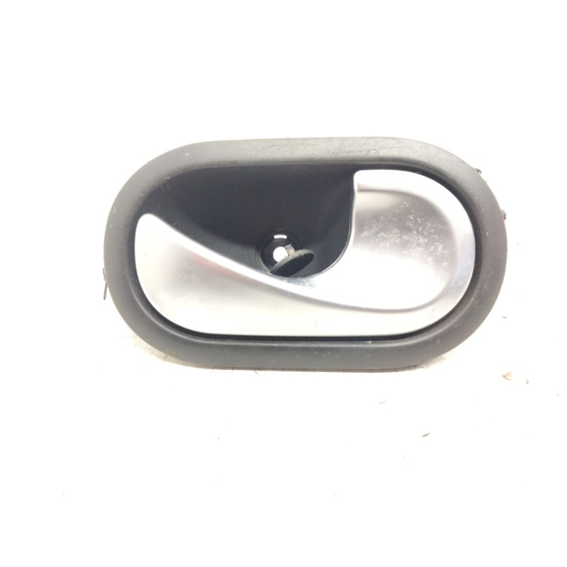 Recambio de maneta interior trasera derecha para renault scenic ii 1.5 dci diesel referencia OEM IAM 820028486  