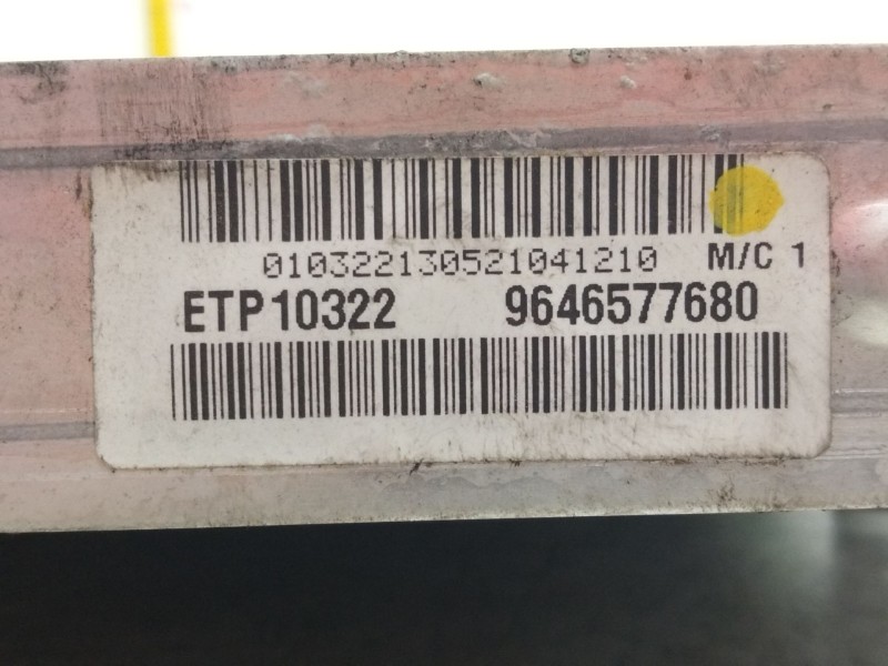 Recambio de radiador agua para peugeot 307 break / sw (s1) 1.6 hdi referencia OEM IAM 9646577680  