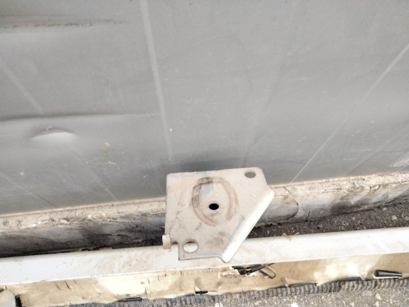 Recambio de estribo para nissan terrano/terrano.ii (r20) 2.7 turbodiesel referencia OEM IAM   