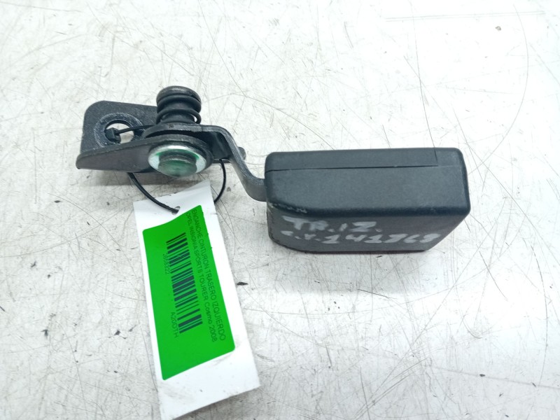 Recambio de enganche cinturon trasero izquierdo para opel insignia sports tourer cosmo referencia OEM IAM 13267139  