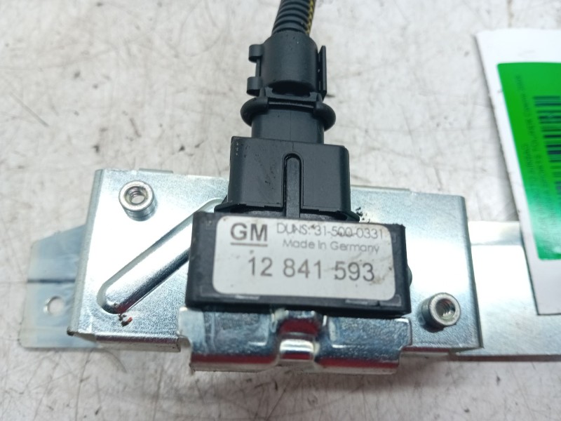 Recambio de sensor impacto airbag para opel insignia sports tourer cosmo referencia OEM IAM 12841593  