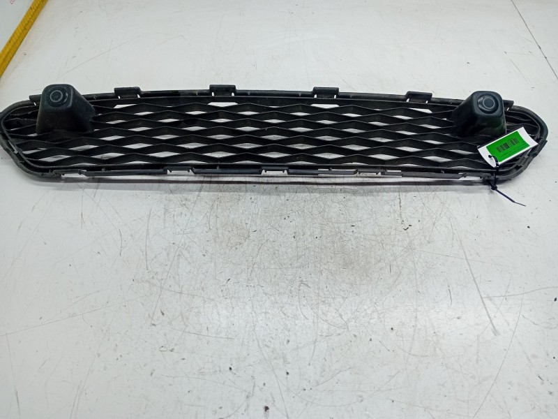 Recambio de rejilla paragolpes central para nissan x-trail (t32) 1.6 dci turbodiesel cat referencia OEM IAM   
