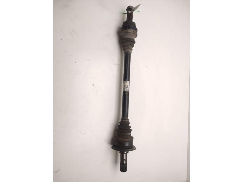 Recambio de transmision trasera izquierda para bmw x5 (e70) 3.0 turbodiesel cat referencia OEM IAM 105381  
