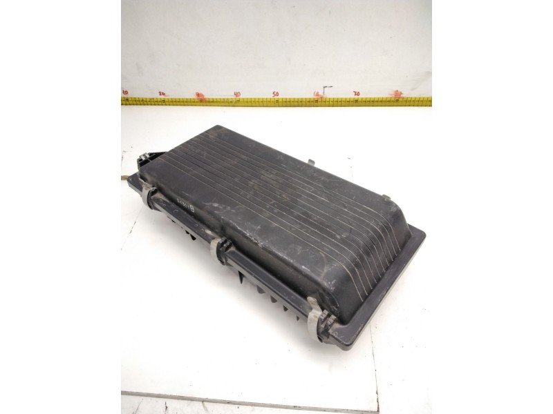 Recambio de caja filtro de aire para nissan sunny van referencia OEM IAM 2M300  