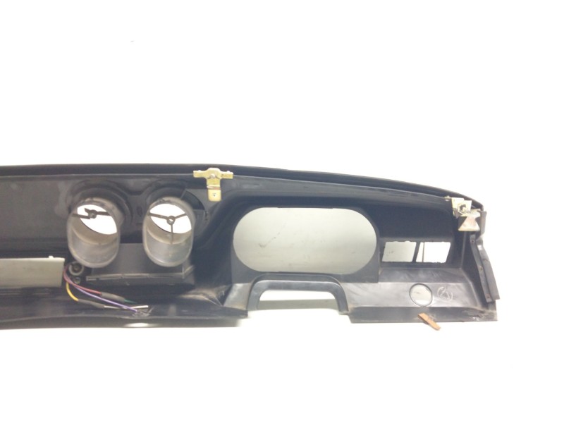 Recambio de salpicadero para seat 127 0.9 referencia OEM IAM 4377282  