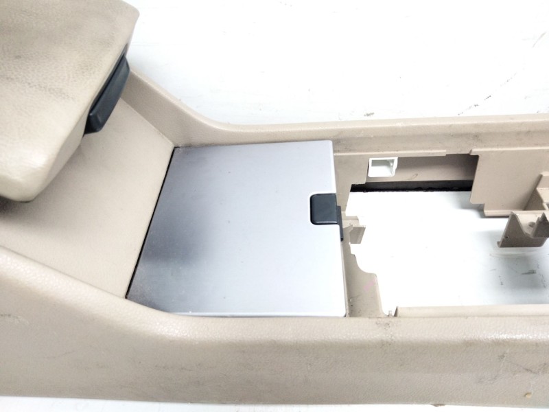 Recambio de consola central para nissan murano (z50) básico referencia OEM IAM   