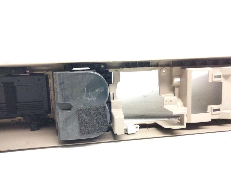 Recambio de consola central para nissan murano (z50) básico referencia OEM IAM   