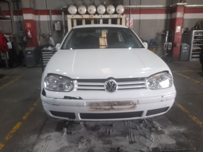 volkswagen golf iv berlina (1j1) del año 2002