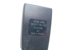 Recambio de enganche cinturon trasero izquierdo para volkswagen golf vii lim. 1.6 16v tdi dpf referencia OEM IAM 8v0857739A   2