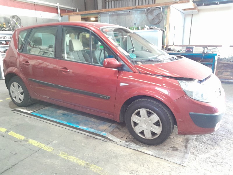 renault scenic ii del año 2006