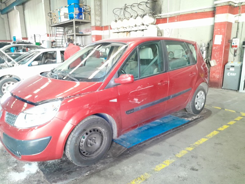 renault scenic ii del año 2006