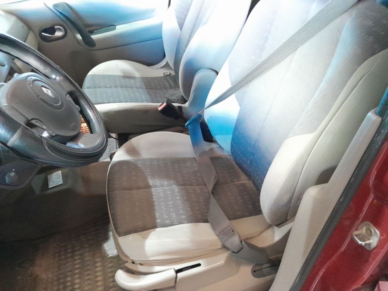 renault scenic ii del año 2006