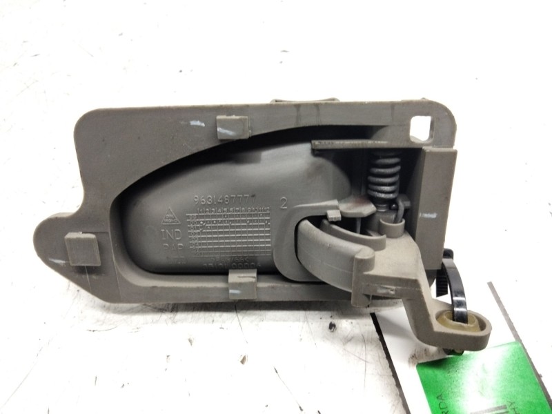 Recambio de maneta interior delantera izquierda para citroen xsara picasso 2.0 hdi referencia OEM IAM   