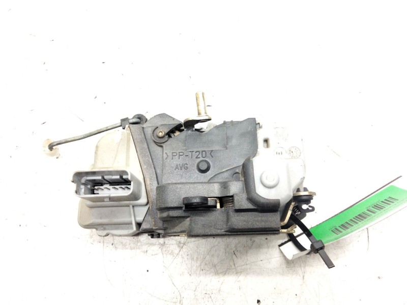 Recambio de cerradura puerta delantera izquierda para citroen xsara picasso 2.0 hdi referencia OEM IAM   