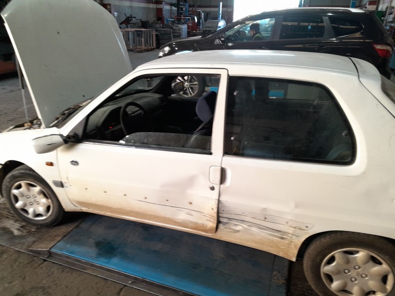 peugeot 106 (s1) del año 1998
