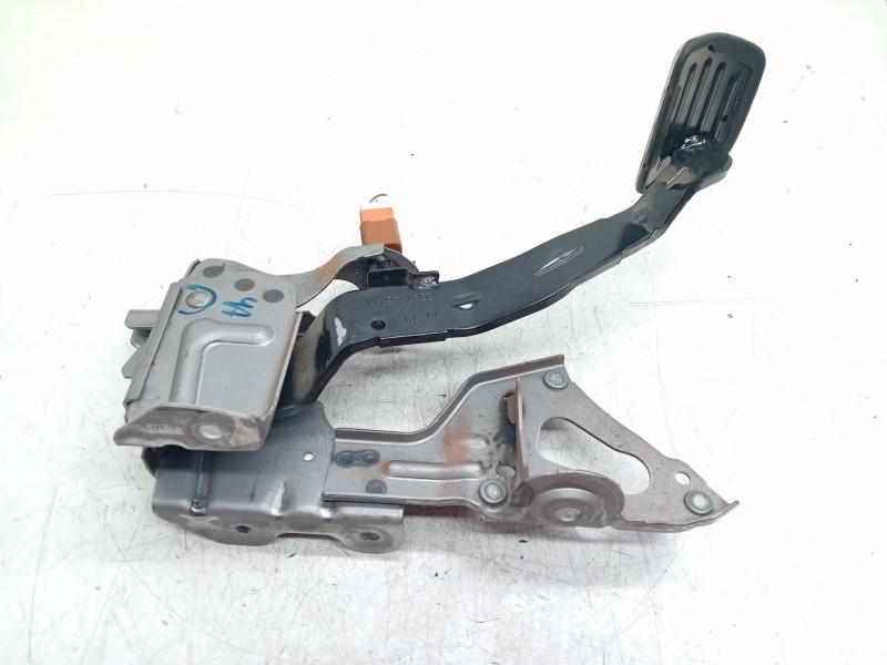 Recambio de pedal freno para nissan qashqai (j10) tekna referencia OEM IAM E001046X11  
