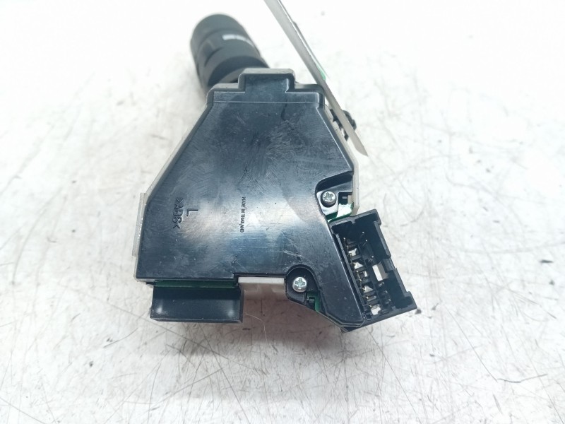 Recambio de mando limpia para nissan qashqai (j10) tekna referencia OEM IAM   