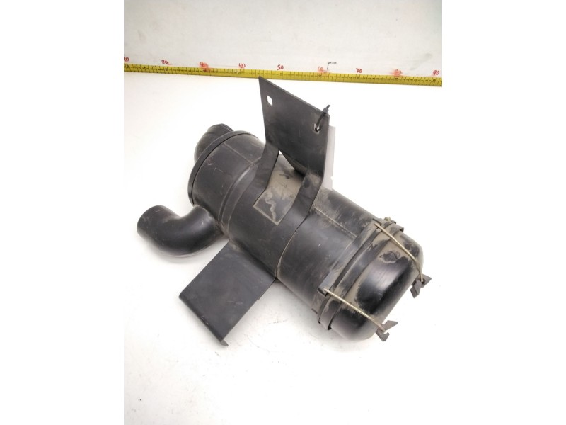 Recambio de caja filtro de aire para nissan patrol (k/w160) referencia OEM IAM 44511492329 C131144 MANN