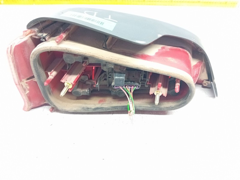 Recambio de piloto trasero derecho para peugeot 106 (s1) 1.5 diesel cat (tud5 / vjy) referencia OEM IAM   