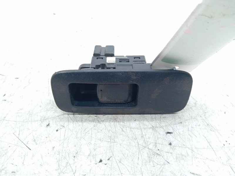 Recambio de mando elevalunas trasero derecho para nissan qashqai (j10) tekna referencia OEM IAM 25411BR00A  