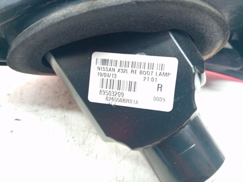 Recambio de piloto trasero derecho porton para nissan qashqai (j10) tekna referencia OEM IAM 89503209  