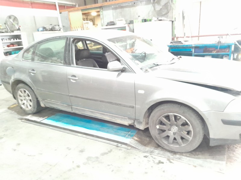 volkswagen passat berlina (3b3) del año 2003