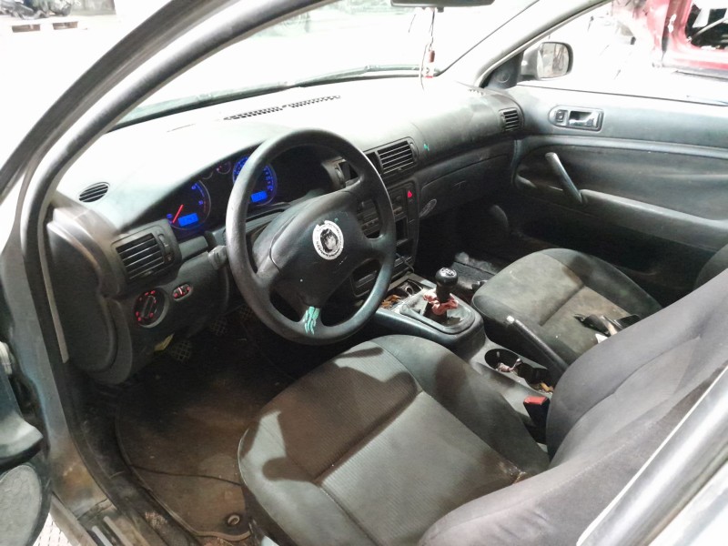 volkswagen passat berlina (3b3) del año 2003