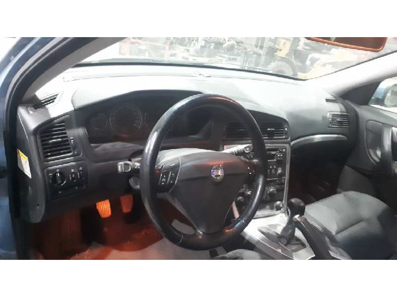 volvo s60 berlina del año 2006