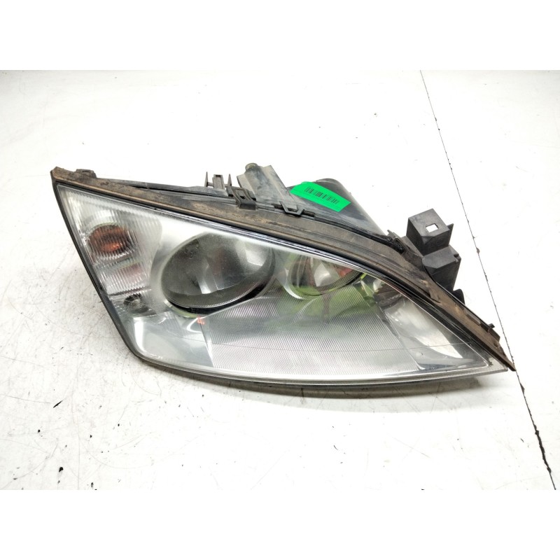 Recambio de faro derecho para ford mondeo berlina (ge) ambiente plus referencia OEM IAM 030174202  