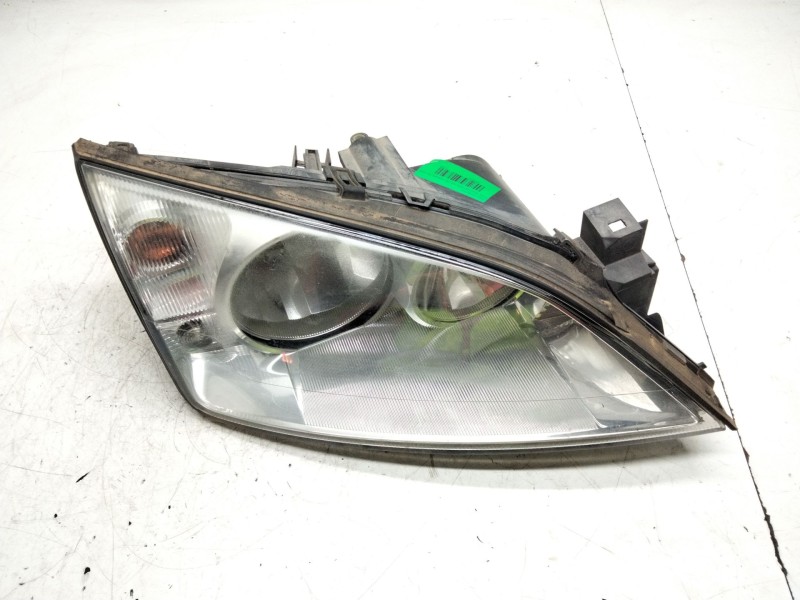 Recambio de faro derecho para ford mondeo berlina (ge) ambiente plus referencia OEM IAM 030174202  