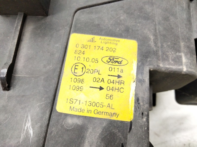 Recambio de faro derecho para ford mondeo berlina (ge) ambiente plus referencia OEM IAM 030174202  